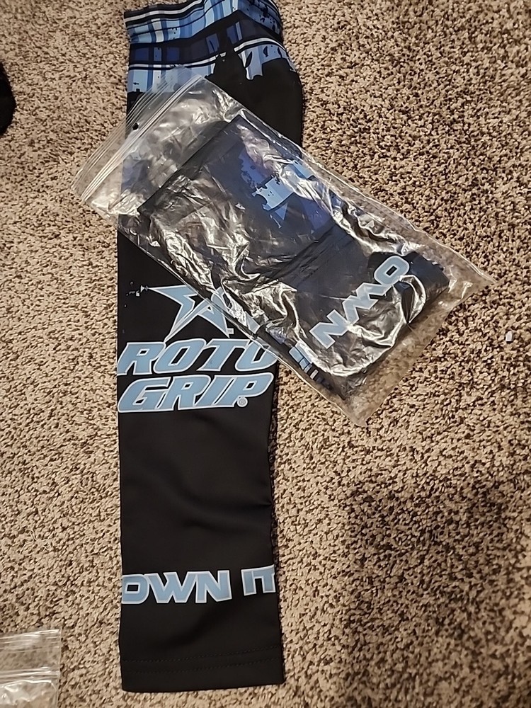 2 Roto Grip Large Compression Sleeve, Blue Grunge