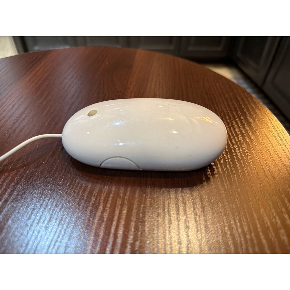 Genuine Apple Mighty Mouse Wired USB White Model No# A1152