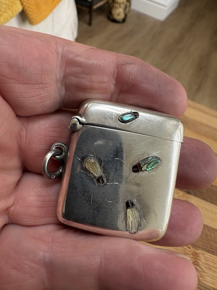 Lovely Solid Silver Vesta Case With Shibayama Design To The Front