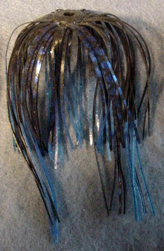 10 ~ EZ Trailer Skirts *SPLIT TAIL Spinnerbait Buzzbait Mixed 5 Colors 2 Each
