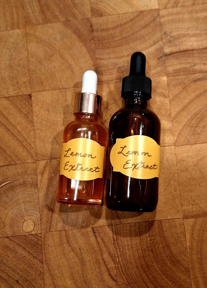 Handcrafted Lemon Extract - 2oz.