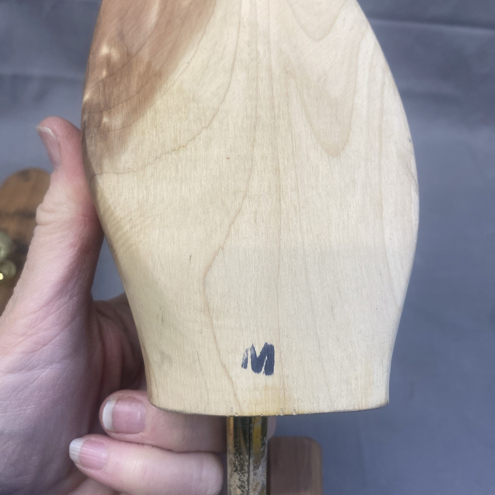 2JOHNSTON & MURPHY Shoe Tree Cedar Wood Insert Keepers Stretchers M