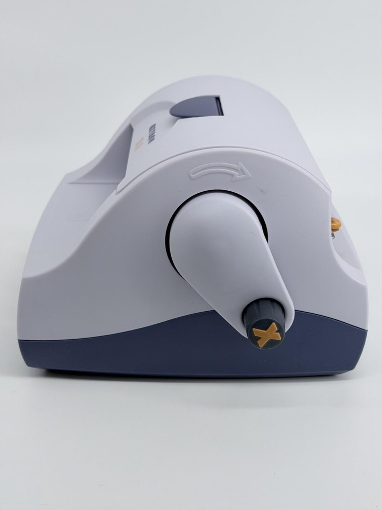 Xyron Model 510 Creative Sticker Tool Multi-Use Laminating Machine w/ 2 refills