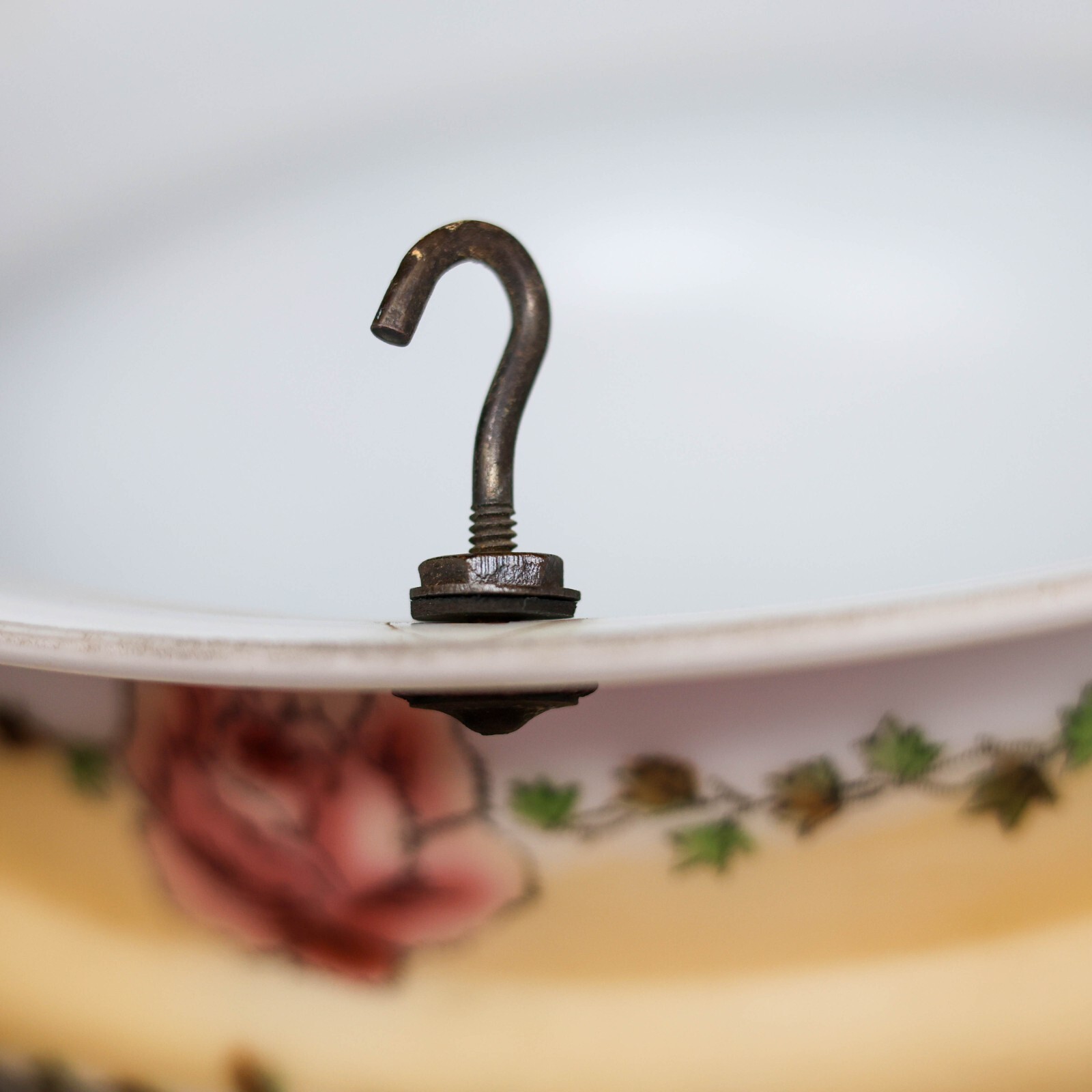 Vintage Large Hanging 3-Chain Glass Light Shade Lamp Part 14.25" Diam x 5" Roses