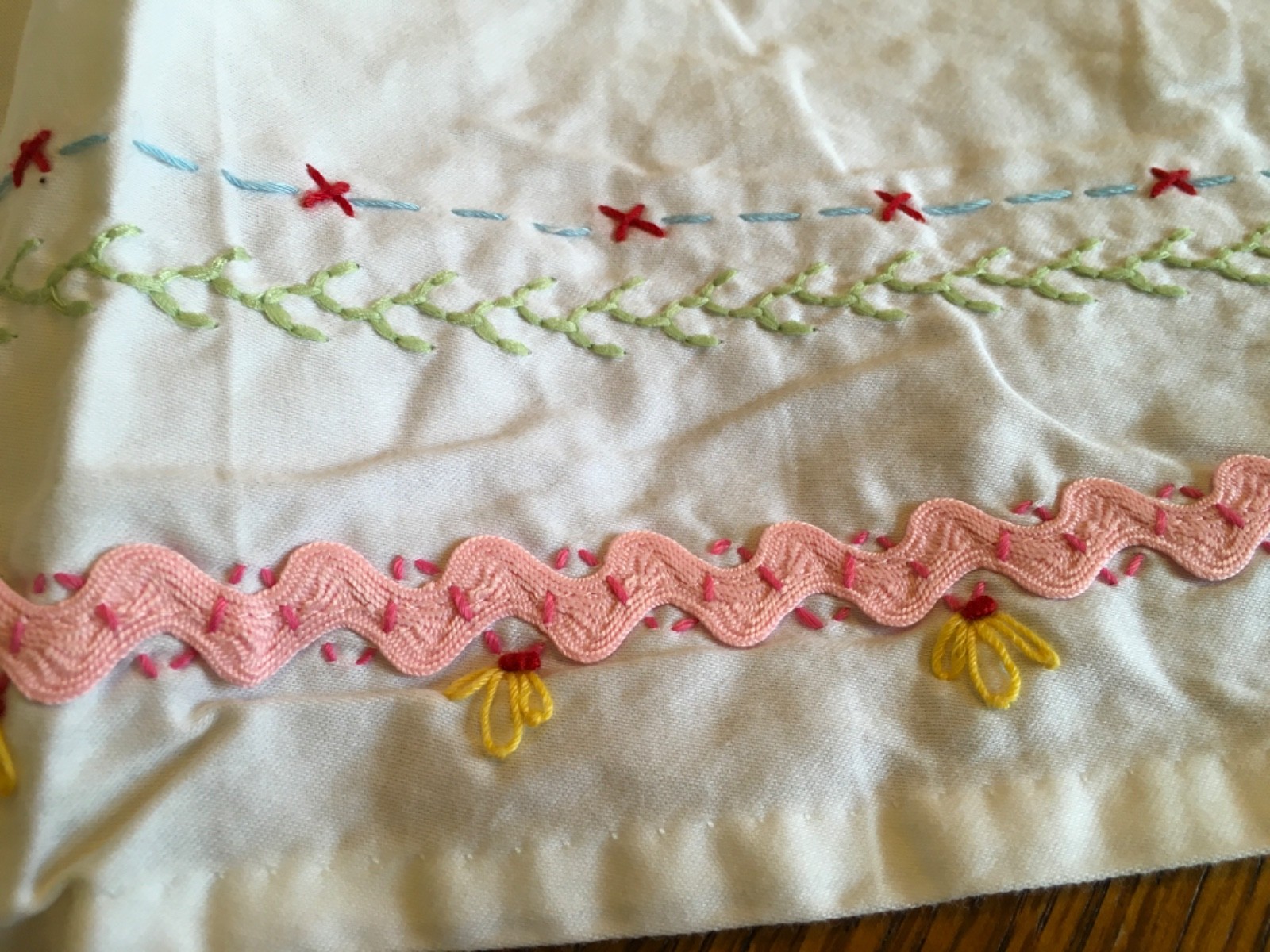 Twin Size Bed Skirt with embroidered accents bright colors on white cotton