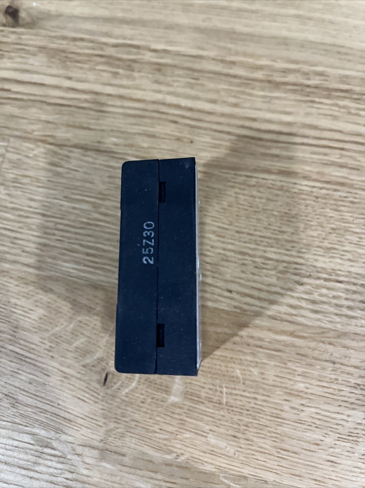 Idec RABN-220ZLE Solid State Relay, Load Rating: 200VAC 20A, Input: 4-30VDC