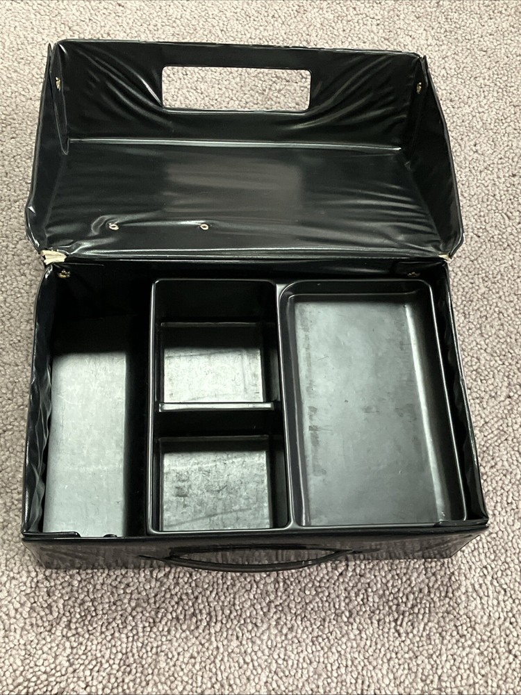 VINTAGE ORIGINAL NINTENDO GAMEBOY CASE