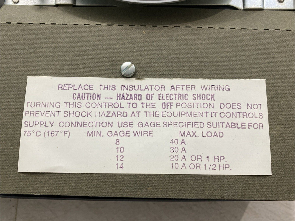 INTERMATIC TIME CONTROL Model V-46402 4-Pole single throw 208-240V
