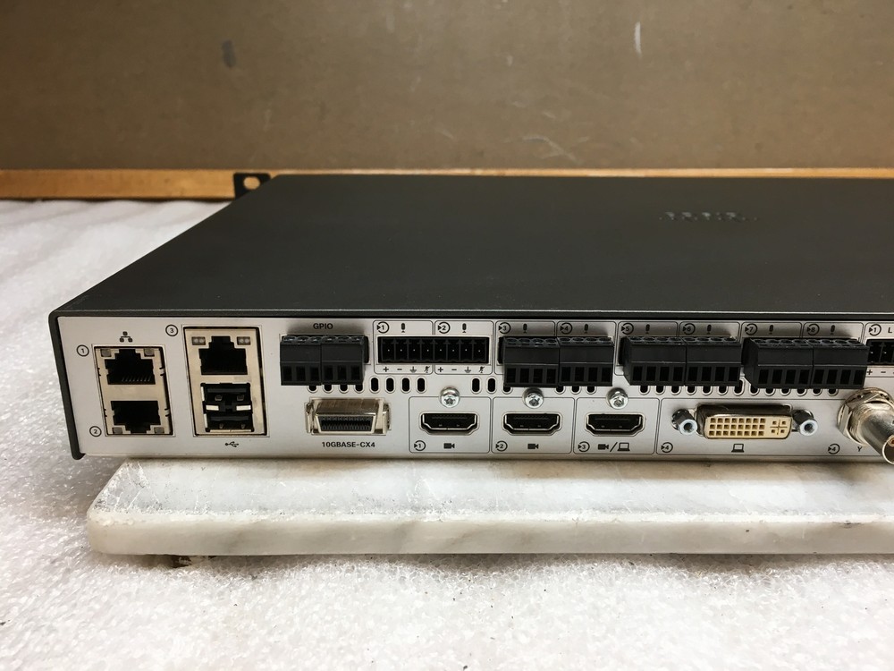 Cisco TelePresence SX80 Codec TTC6-12 CTS-SX80CODEC V01