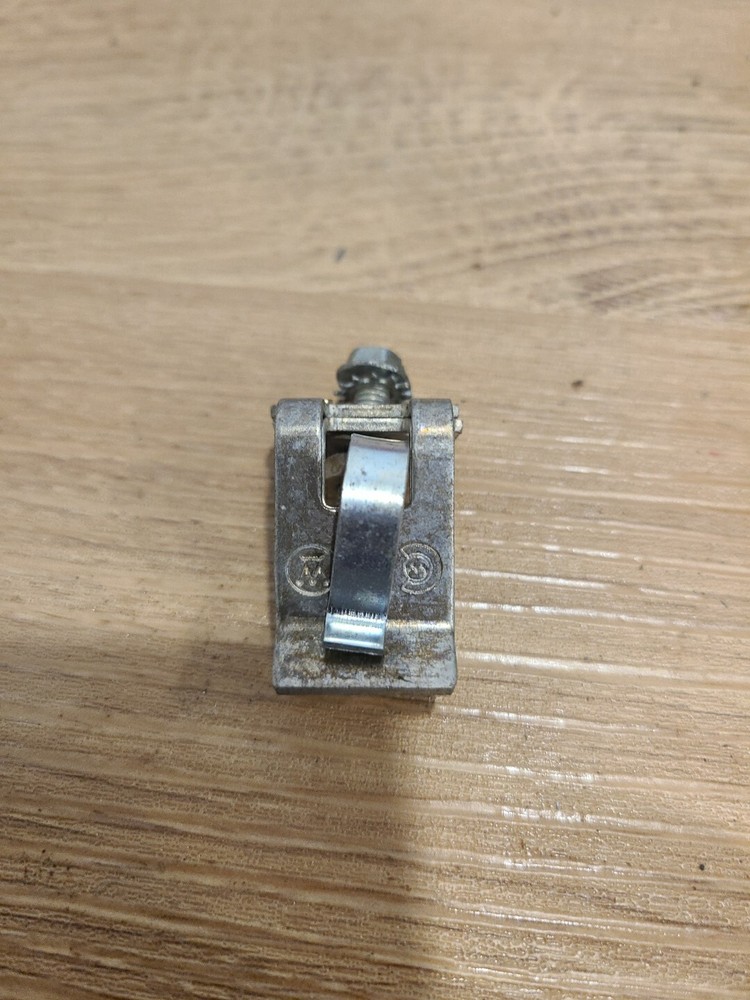 Obsolete Challenger Westinghouse Thomas & Betts Replacement Meter Socket Clip
