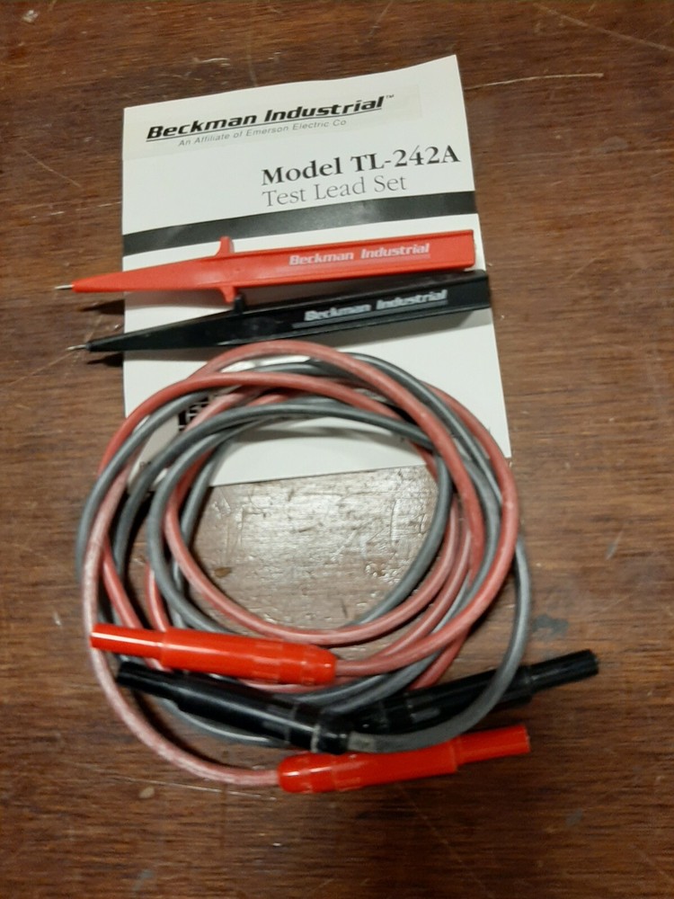 TL-242A Beckman Test Lead Set