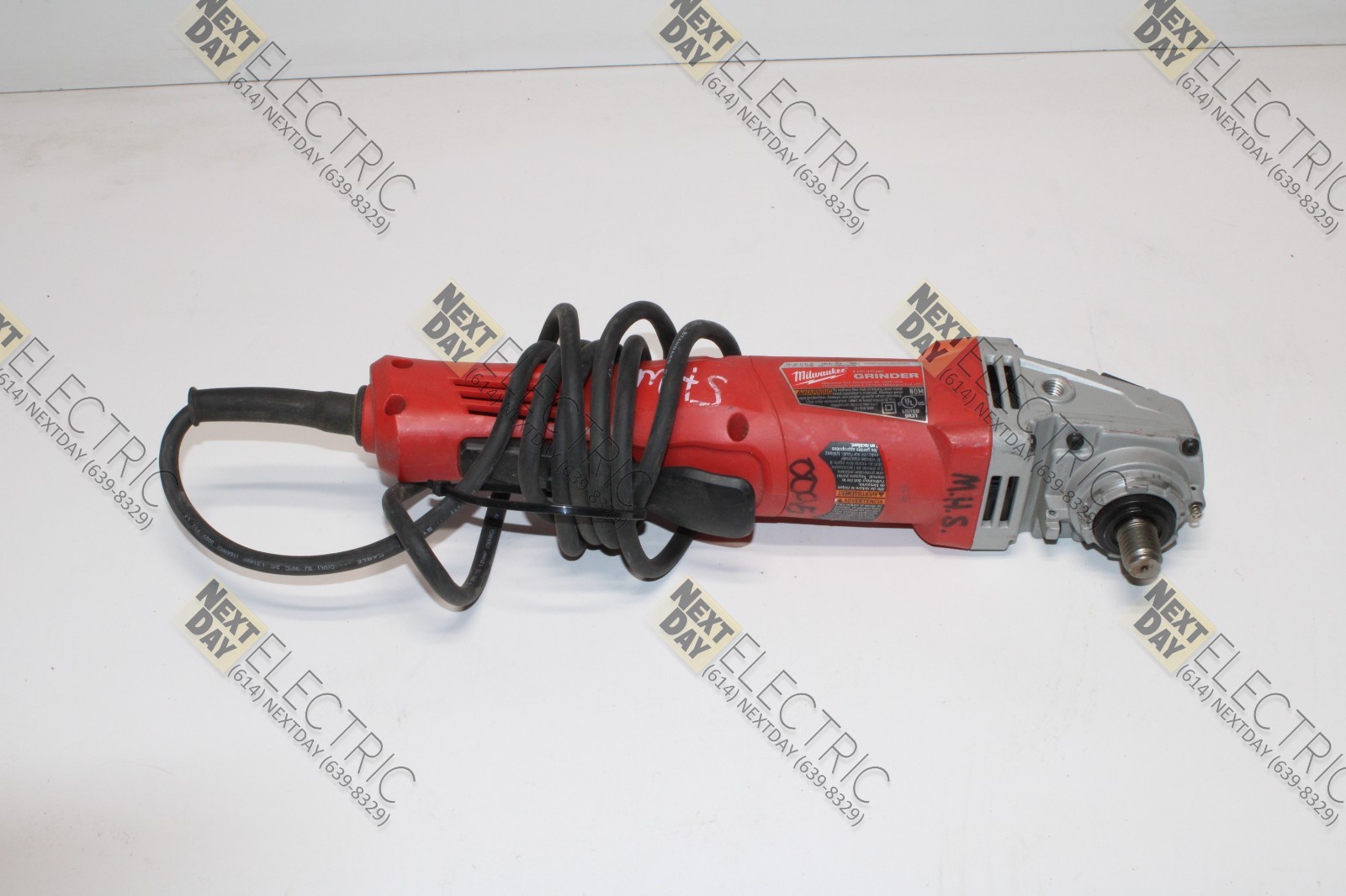 Milwaukee, 6141-31, 4.5" 4 1/2" Grinder 120v 11a (we think they are new)