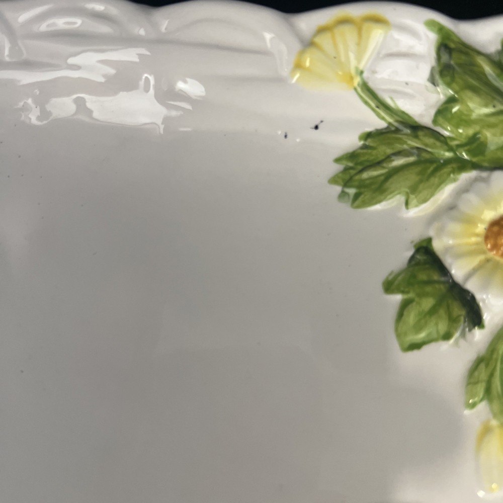 VTG Geo Z Lefton Rectangular Dish Tray with Handle Flowers