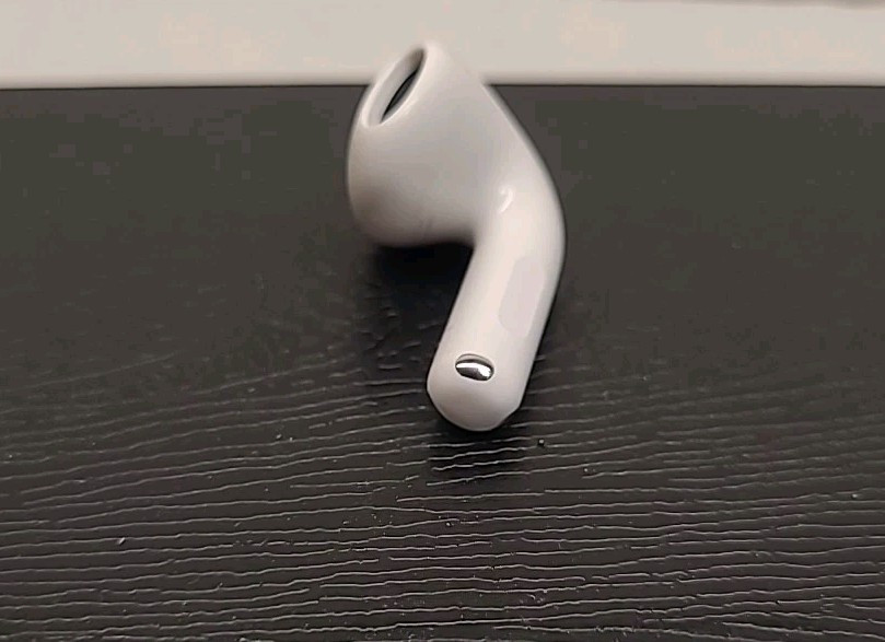 Apple AirPods 4 ANC Active Noise Cancelation Replacement Left Side Only - A3056