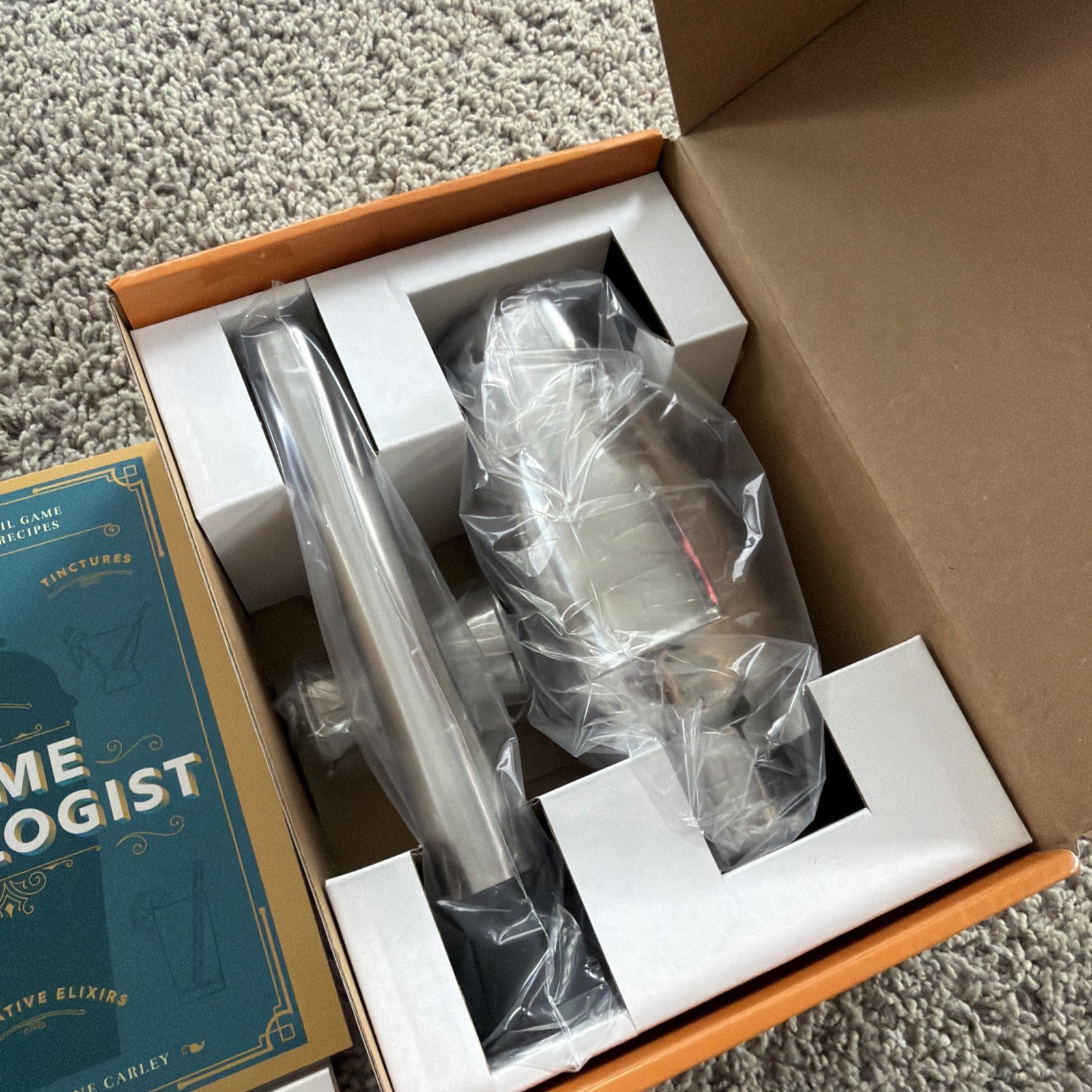 Craft Cocktail Kit with Shaker and Strainer/Jigger/ the home mixologist recipe