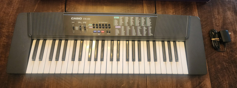 CASIO CTK-100 Portable Beginners Keyboard With AC Adapter