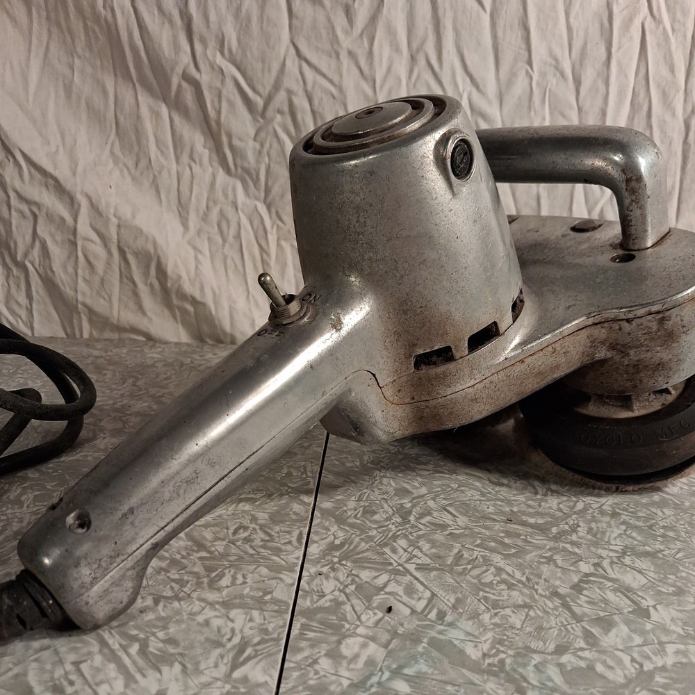 Vtg Cyclo Mfg. Model 5 Heavy Duty Double Head Orbital Buffer - Tested Working
