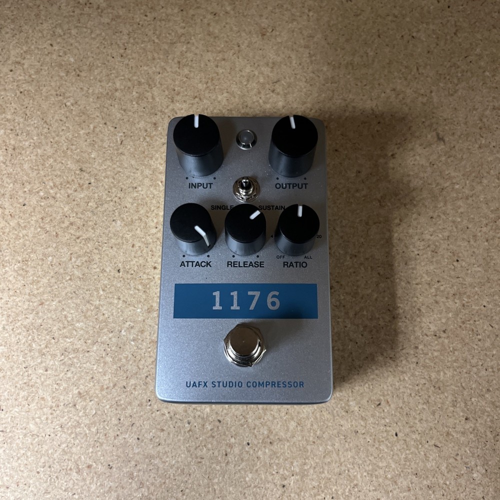 Universal Audio UAFX 1176 Studio Compressor Pedal