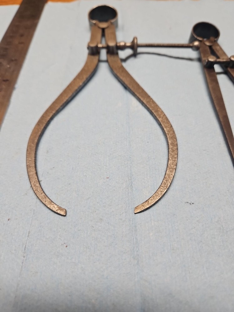 Starrett Spring Caliper Divider Set, inside and outside, flat leg, 7"