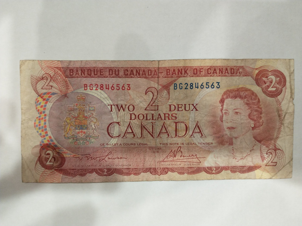 1974  CANADIAN  TWO  DOLLAR  NOTE  FINE  CONDITION  OBSOLETE -  SOLID  EXAMPLE
