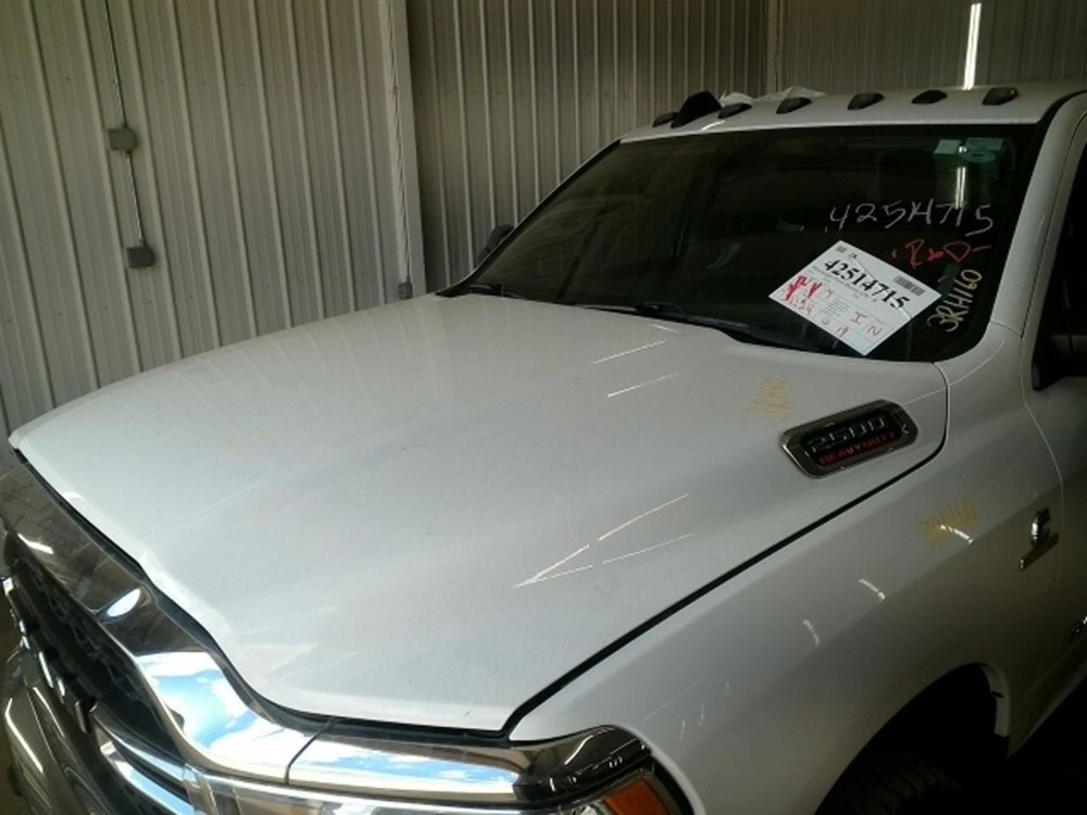 RAM2500 2019 High Mounted Stop Light 104892156