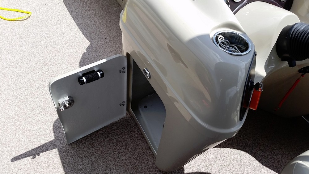 Shatterproof Polycarbonate Hard Case - Small Personal Pocket-sized Container