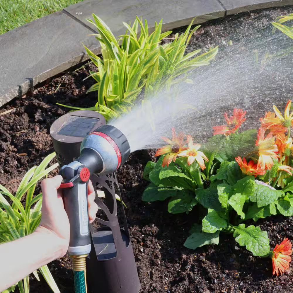 Heavy-Duty Thumb Control 8-Pattern Nozzle