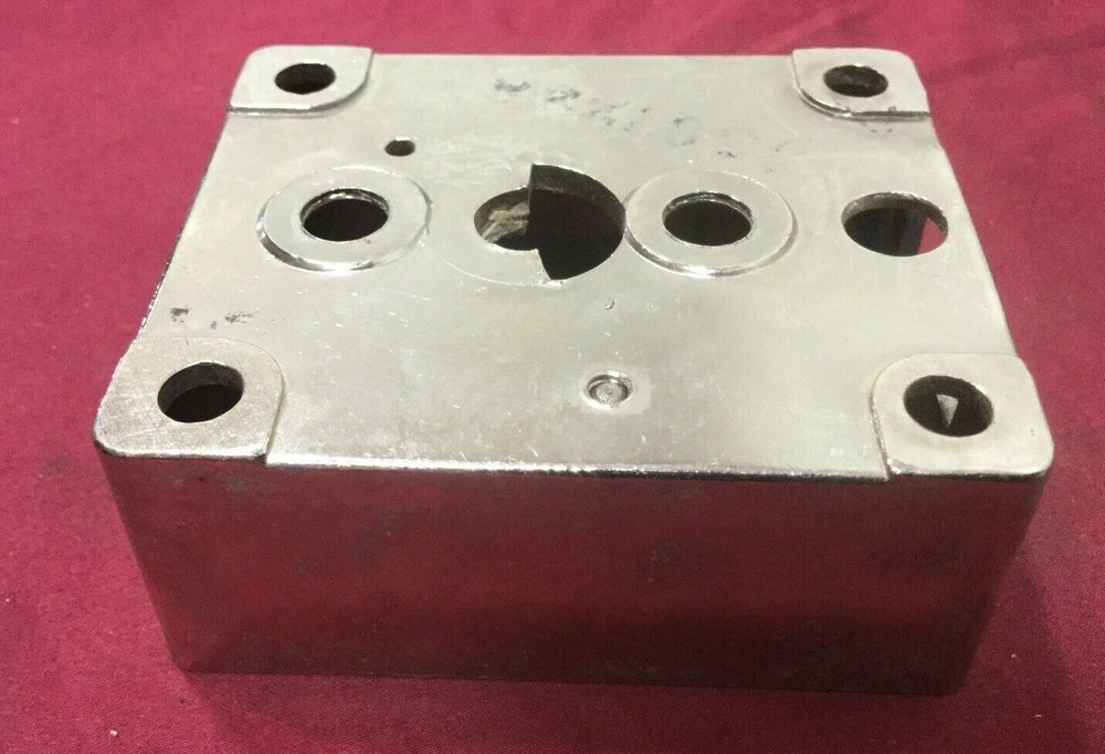 Federal Equipment Co brand Safe Lock Case, locksmith