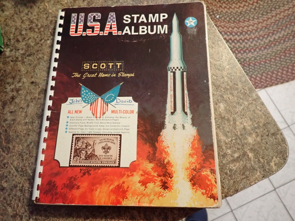 1971 Scott USA Stamp Album - 603 most used/cancelled stamps - spiral bound