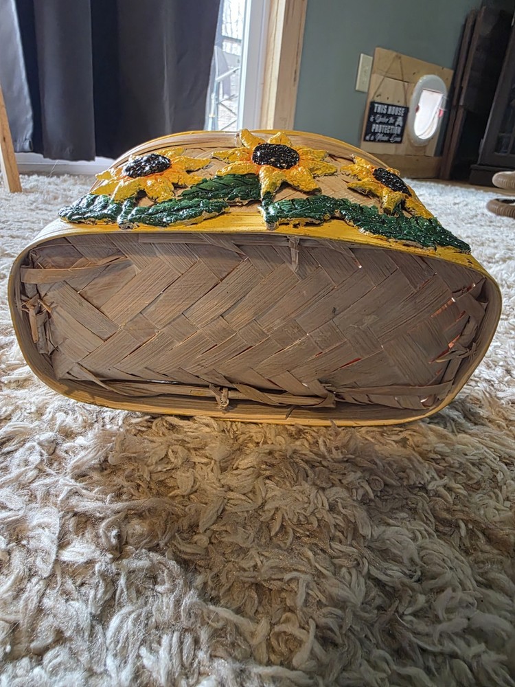 Universal Thread Mustard Yellow And White Basket With Sunflowes