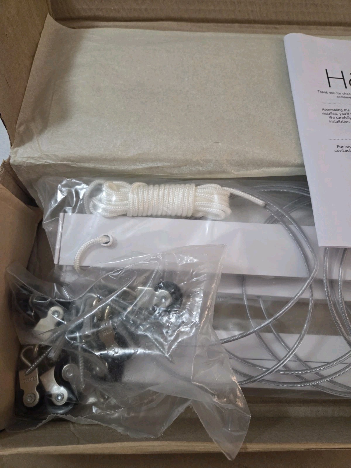 Ceiling Mounted Pulley Drying Rack – Compact Aluminum Clothesline with Mesh Shel