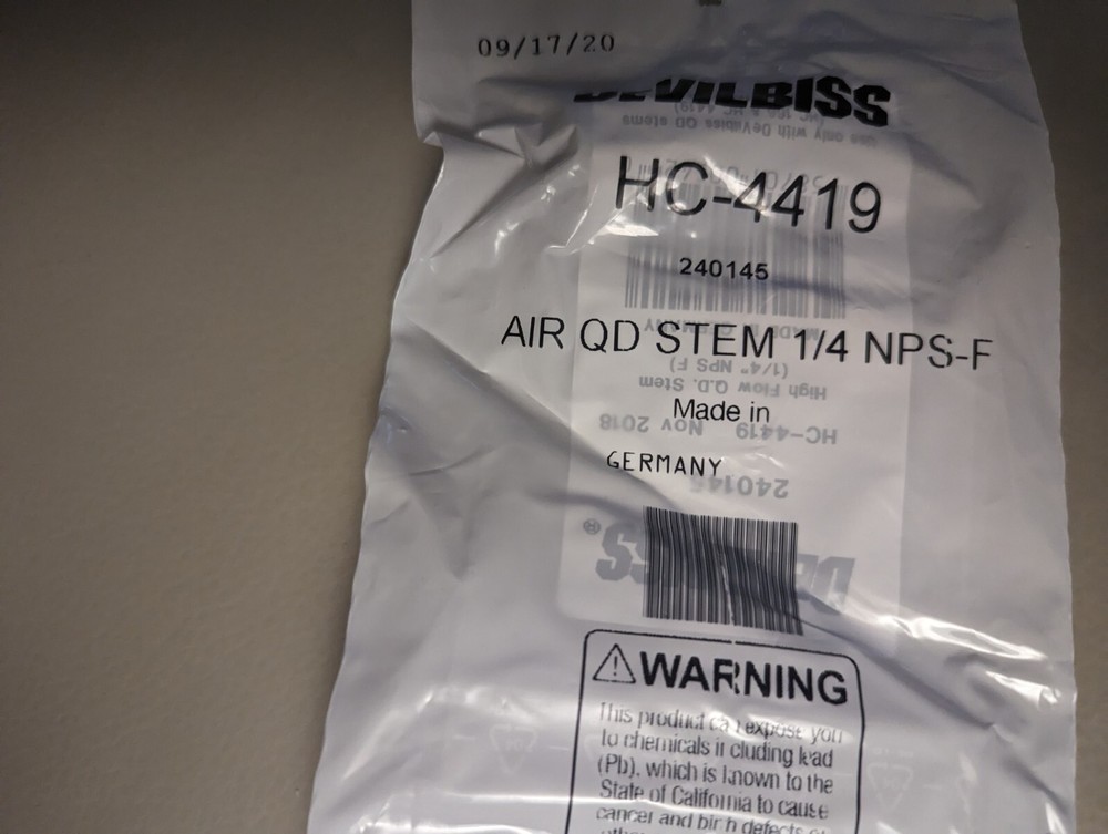 2x DeVilbiss 240145 1/4 NPT STEM Air Coupler