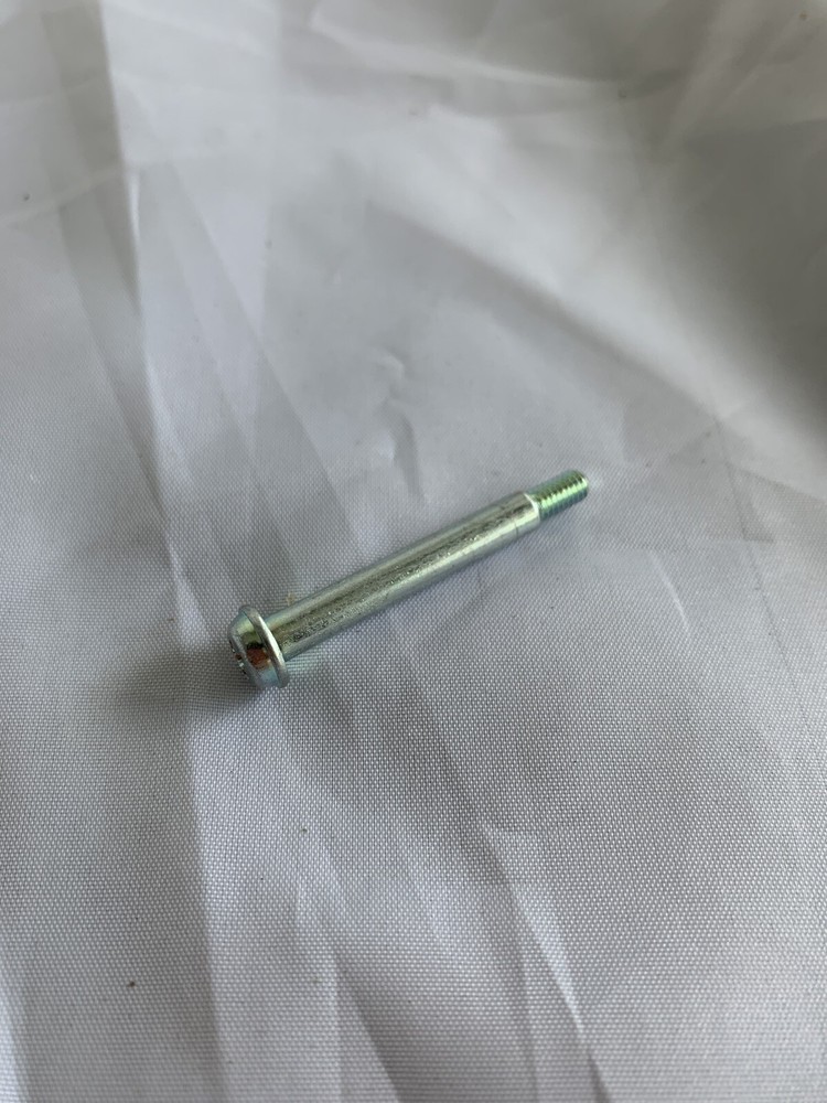 Hoover 1 3/4" HANDLE SCREW OEM