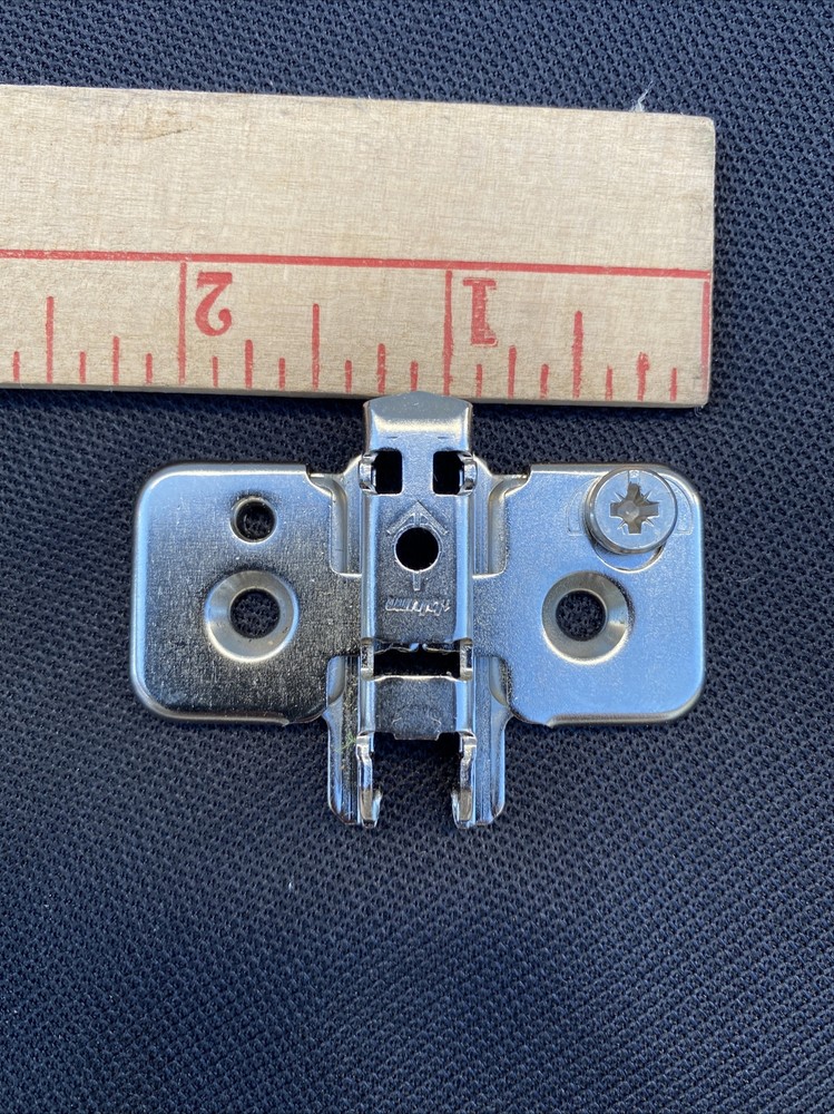 5 Blum Cam Hinge Overlay Mounting Plates