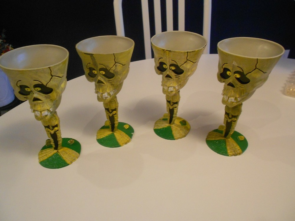 SKELETON GOBLETS (4) PLASTIC VG+ CONDITION 7" TALL