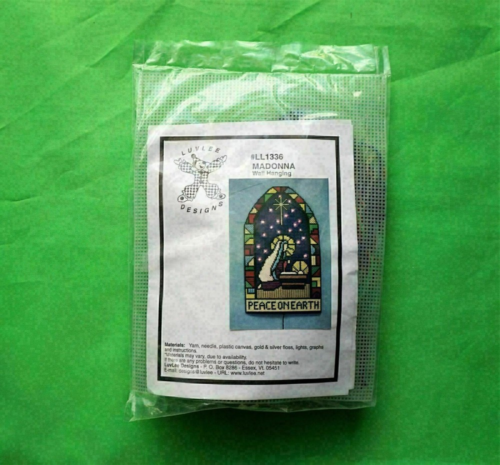 LUVLEE Designs #LL1336 MADONNA Wall Hanging needlepoint kit ~stainglass look