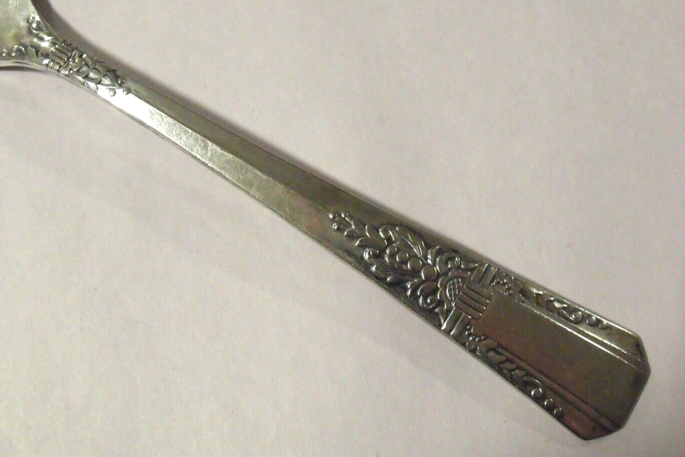 Oneida Silverplate 1938 DEBONAIR Pie Cake Server