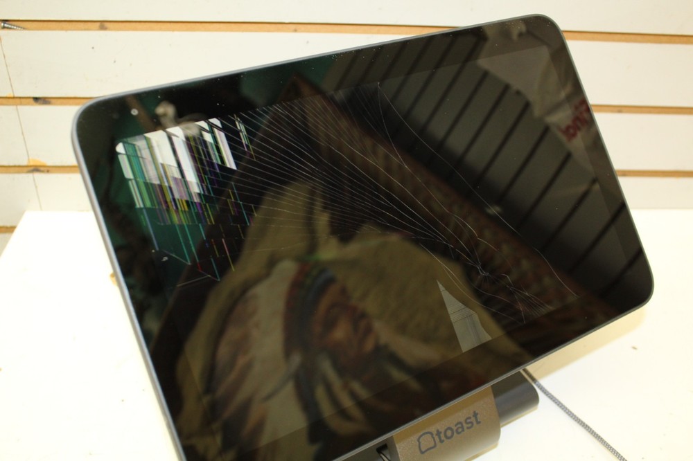 Toast Flex 3 POS Terminal Data Processing System CRACKED SCREEN NEW