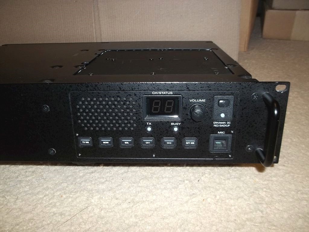 KENWOOD TKR-851-1 UHF REPEATER NICE SHAPE & TESTED HAM GMRS PUBLIC SERVICE