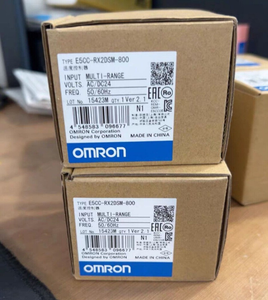 New Omron Temperature Controller E5CC-RX2DSM-800 24DC/AC Fast Shipping 1pcs
