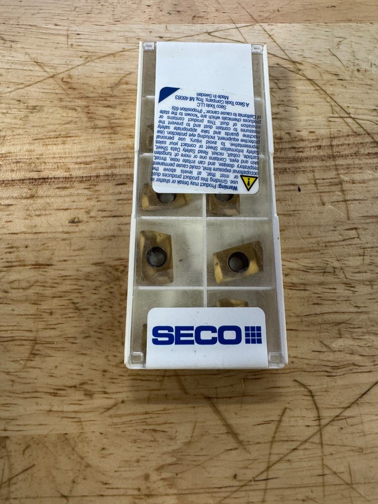 Seco Milling Insert:  XOEX120408FR-E06,  XOEX120408FR-E06, F40M Solid Carbide