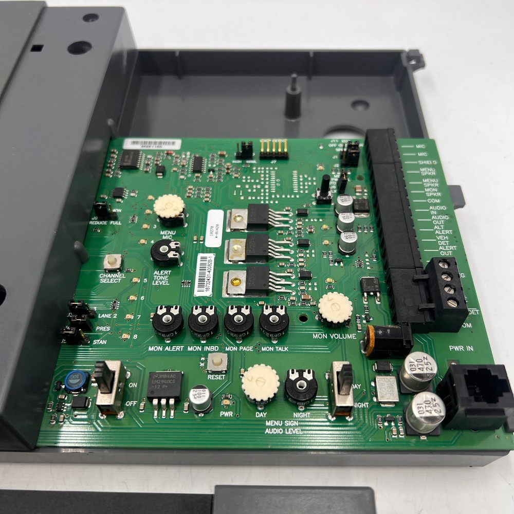 QSR / Inovonics AV420 Drive-Thru Intercom Base Station Controller