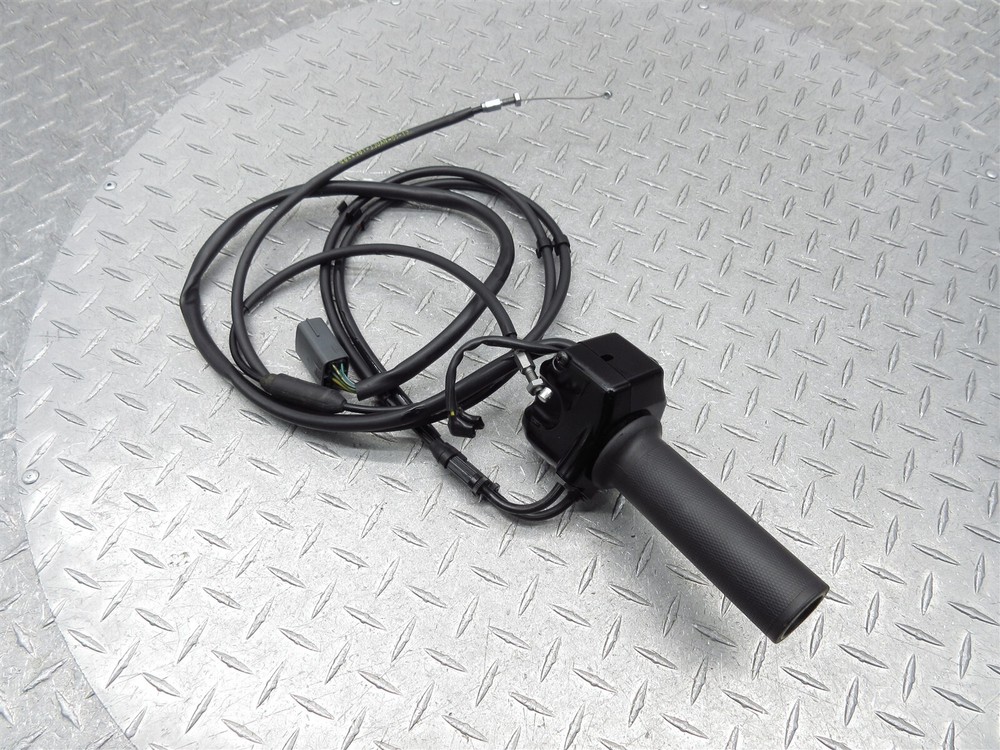 2014 09-20 Triumph Thunderbird Right Handlebar Control Switch Throttle Cable OEM