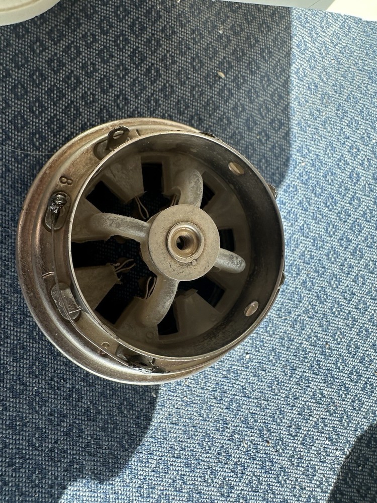 NOS 4CX250 Socket And Chimney