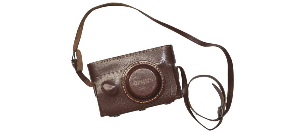 1957 ARGUS C3 RANGEFINDER CAMERA 3.5 W/LEATHER CASE UNTESTED