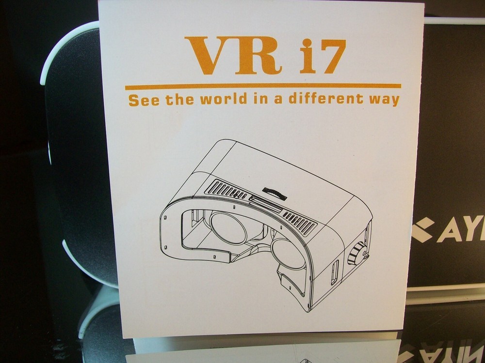 AYIN adjustable 360 VR, 3D Headset White New In Box