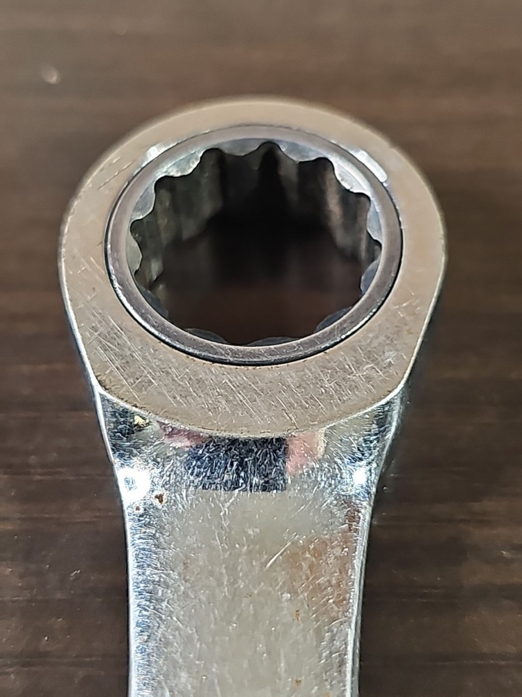 GearWrench 11/16" -Code D- 12 Point Ratcheting Combination Wrench