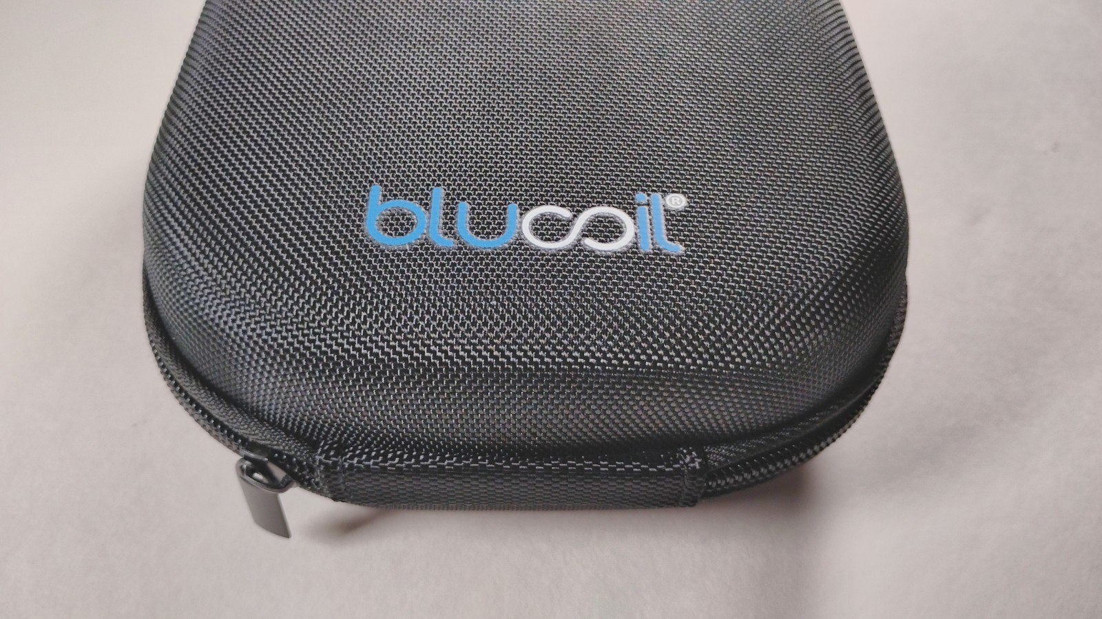 Hard Shell Carrying Case Headphones / Over-Ear Headsets - BLUCOIL - Black