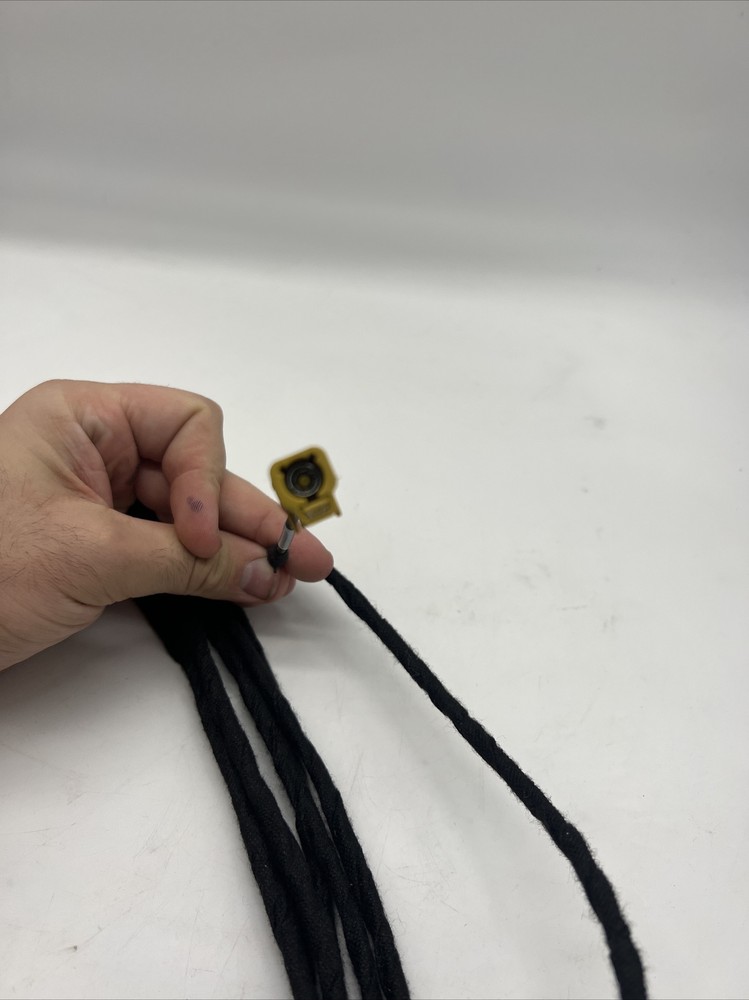 Media Player Cable Mopar 68023815AA. D