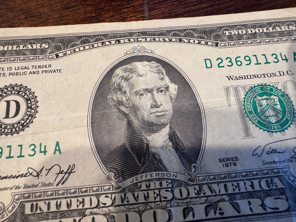 1976 Jefferson $2 Dollar Bill - miscut/misalligned Error - **Rare**
